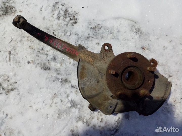 Кулак передний правый Mazda 6 GG