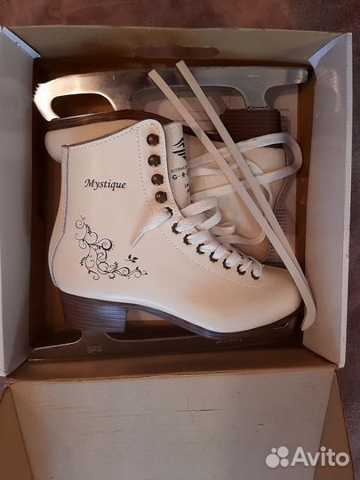 Коньки фигурные женские 38 размер натуральная кожа