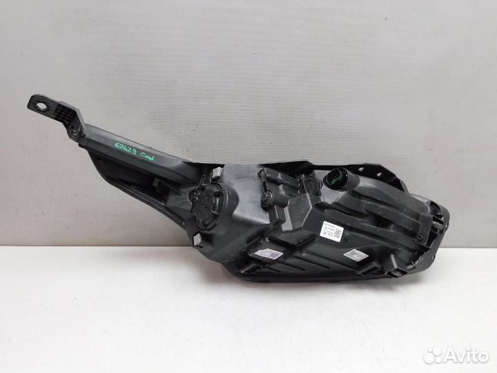 Фара левая Kia Ceed