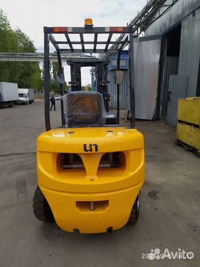 Вилочный погрузчик UN Forklifts FD35T, 2023