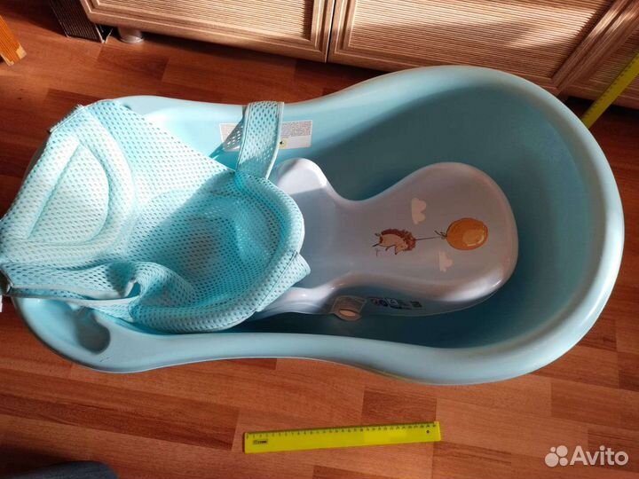 Ванночка для купания с горкой