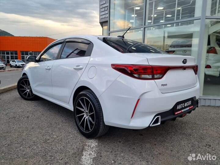 Kia Rio, 2021