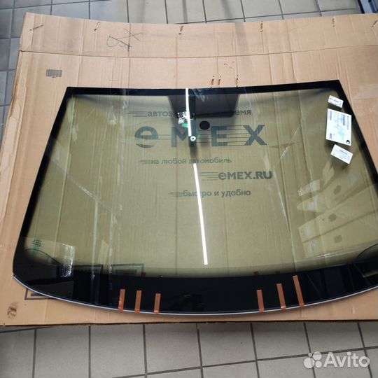 Лобовое стекло на volkswagen polo 9-20