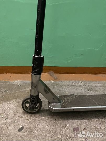 Трюковой самокат