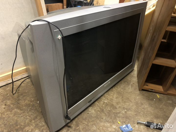 Телевизор philips 76 диагональ