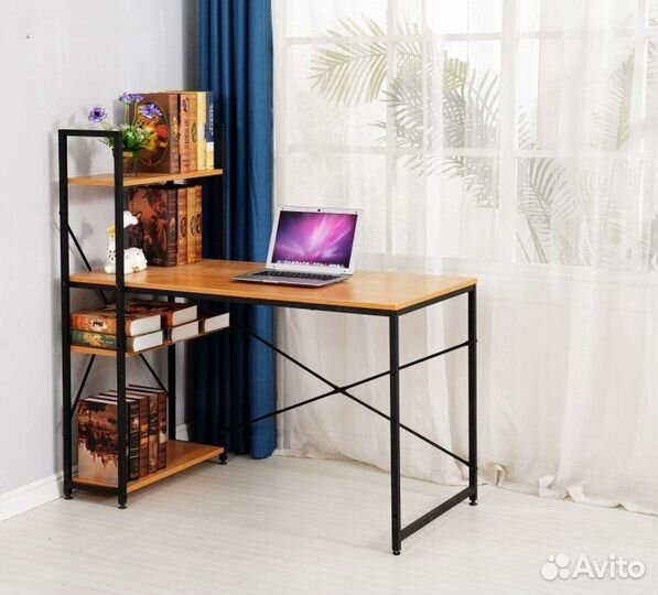 Компьютерный стол со стеллажом