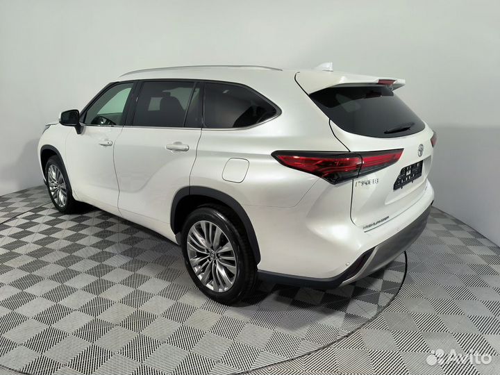 Toyota Highlander 2.0 AT, 2023