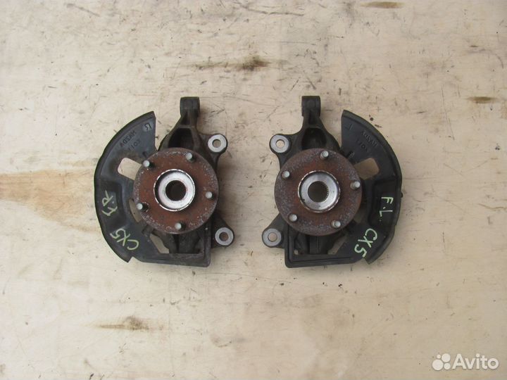 Поворотный кулак ступица Mazda CX-5 KE