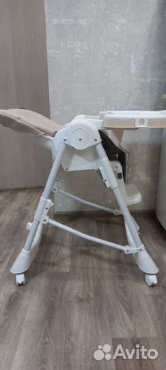 Стульчик для кормления kari