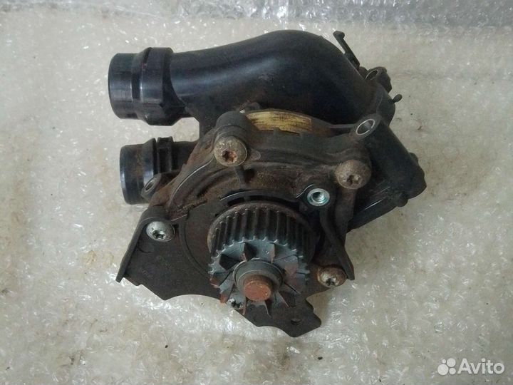 Помпа Audi A6 sdnb 2014