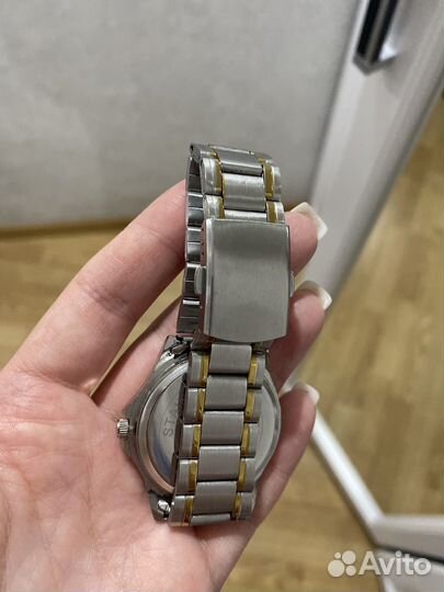 Часы наручные женские