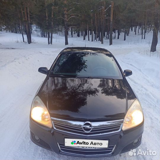 Opel Astra 1.8 МТ, 2008, 240 000 км