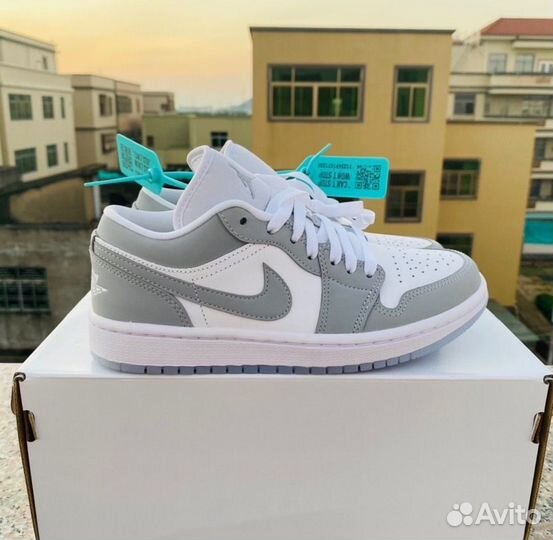 Nike Air Jordan 1 Low wolf Grey Оригинал