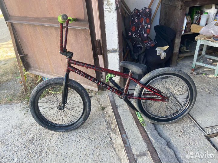 Трюковой велосипед BMX