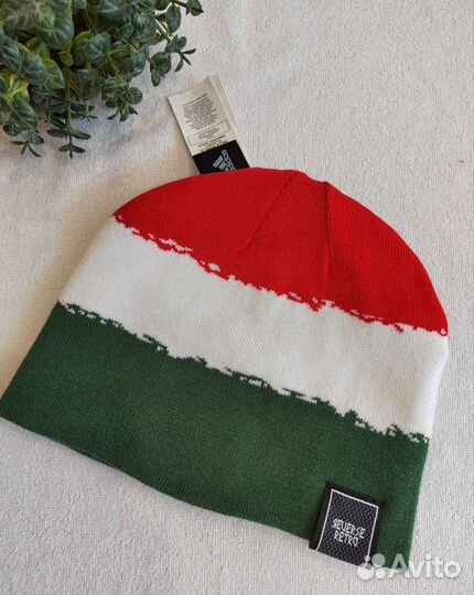 Новая шапка adidas NHL