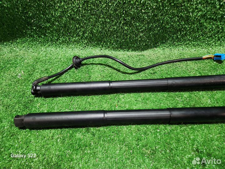 Армотизатор багажника Mercedes Gls Gl W166