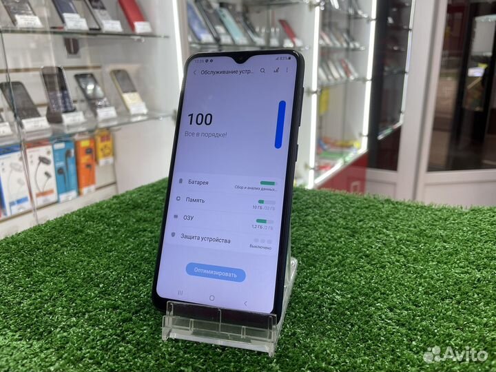 Samsung Galaxy A10, 2/32 ГБ