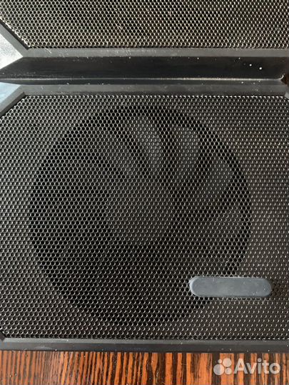 Подставка с охлаждением deepcool