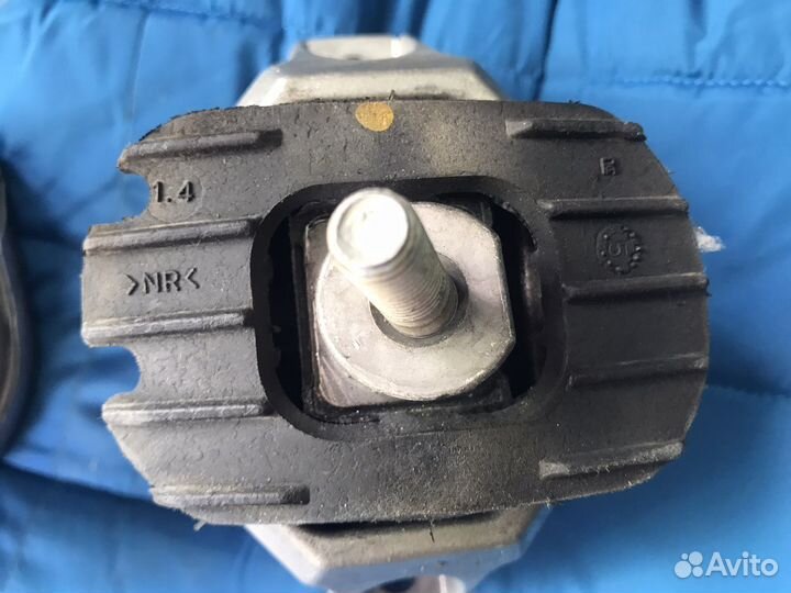 Опора двигателя BMW 6-series (e63)