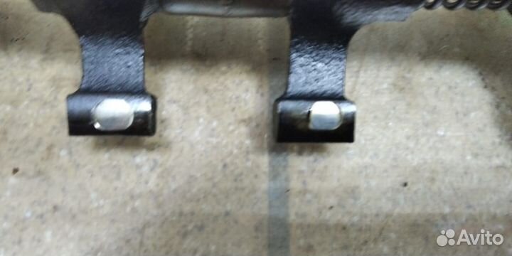 Ось коромысел Форд Фиеста мк3 1.1