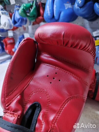 Боксерские перчатки Adidas (10/12 унций)