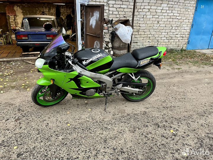 Kawasaki zx6r