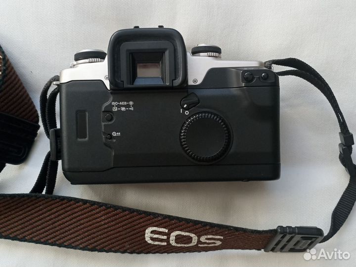 Canon EOS 50e Зеркальный плёночный фотоаппарат