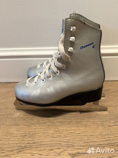 Фигурные коньки graf 32