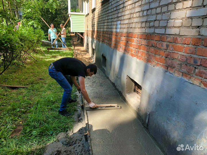 Фундаментные работы / Отмостка