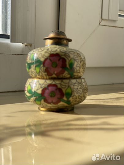 Сольница и солонка