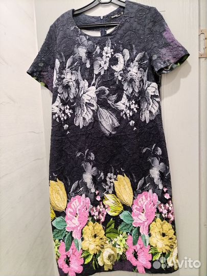 Платье 52 р, состояние нового