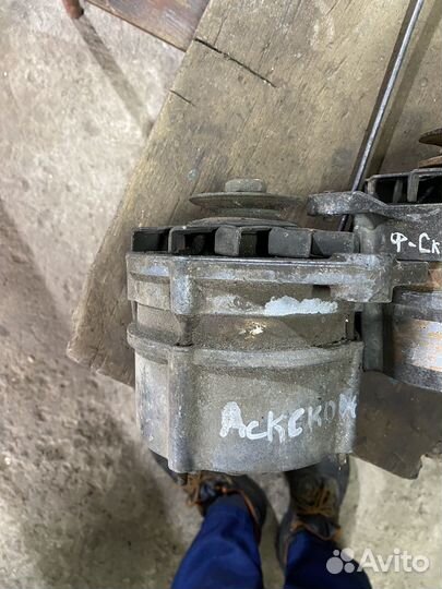 Двери ауди 100 44