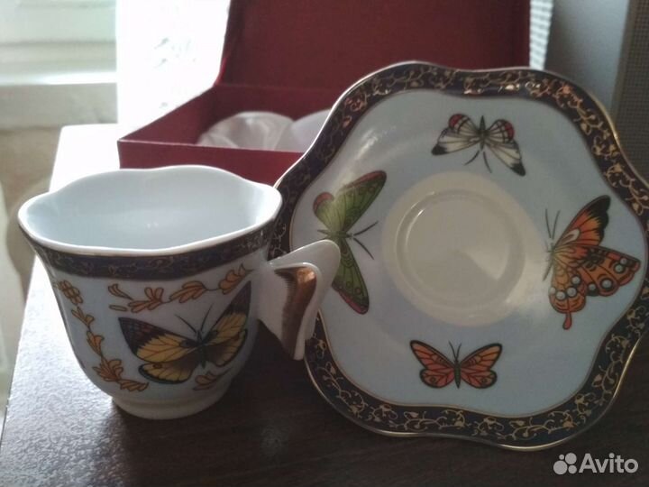 Чайный сервиз, чашки, кувшин