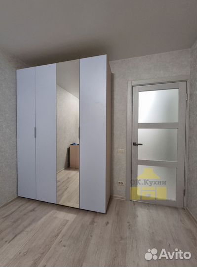 Шкаф стенка