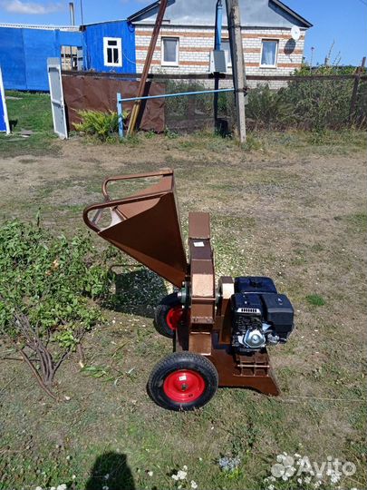 Дробилка, щепорез, измельчитель древесины