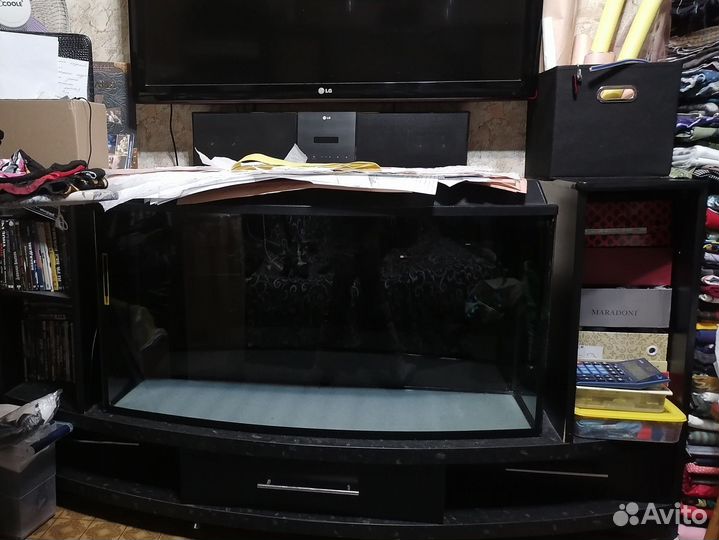 Аквариум с тумбой. Б/у. 250 литров