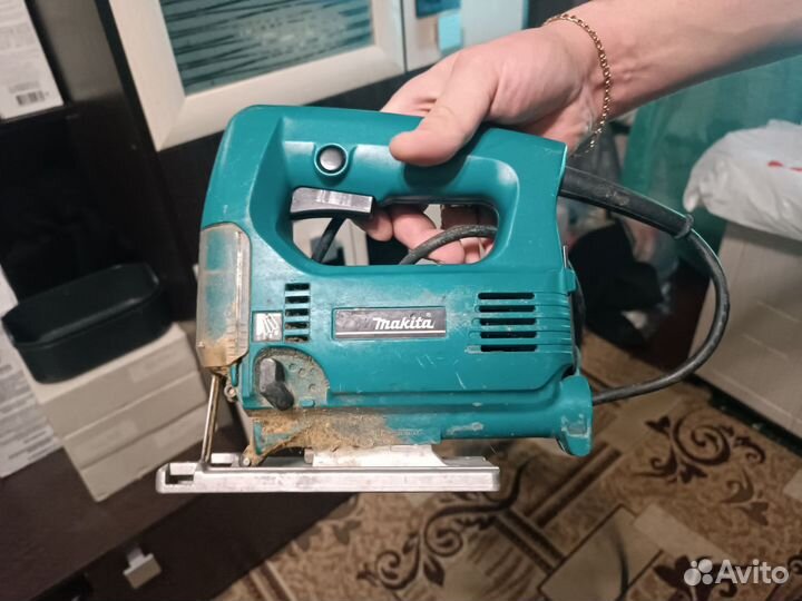 Перфоратор Makita