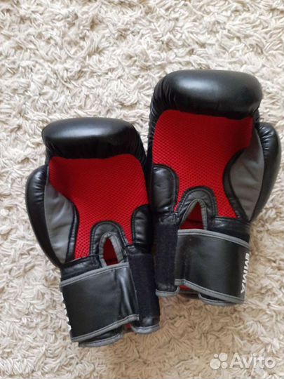 Боксерские перчатки Everlast 14 oz