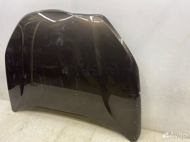 Капот Лада Веста 2015