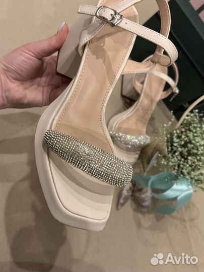 Босоножки женские 38 размер