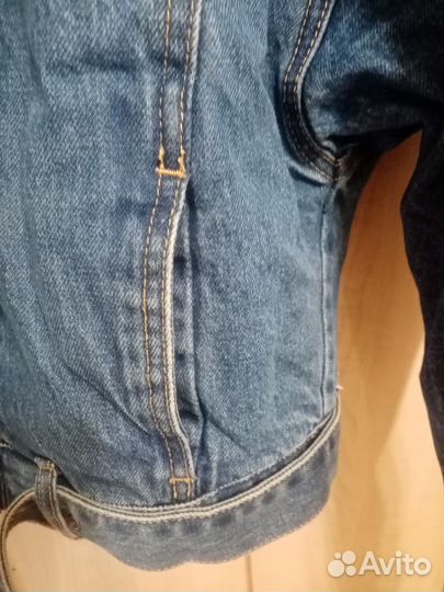 Джинсовая утепленная куртка M