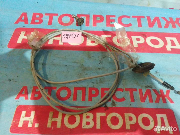 Тросик открывания лючка бензобака Тойота Авенсис