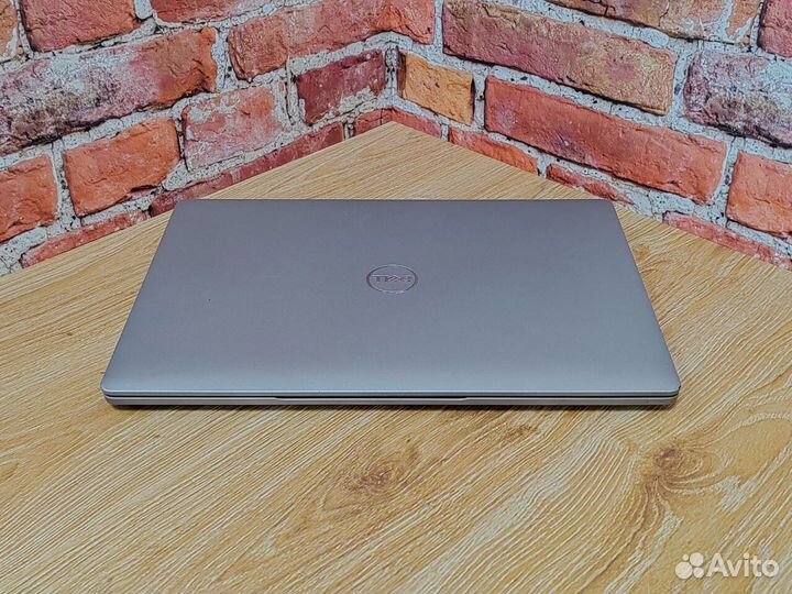 Ноутбук FullHD13