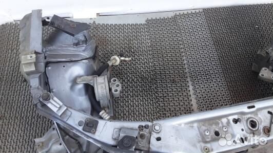 Передняя панель крепления облицовки (телевизор) op