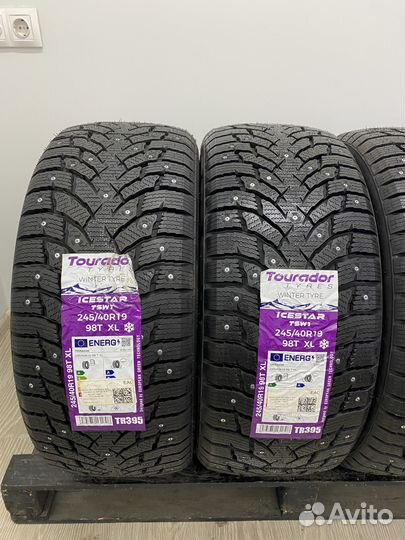 Tourador Ice Star TSW1 245/40 R19 97U