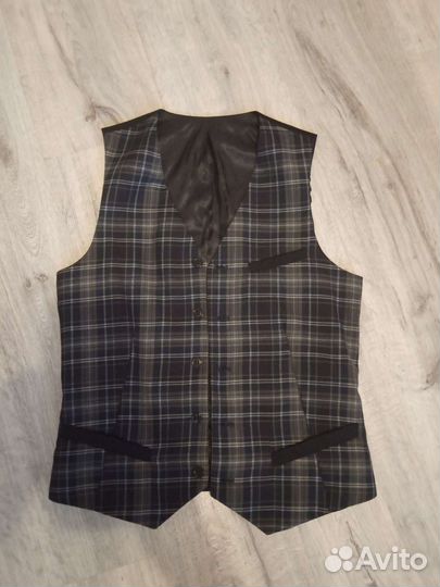 Жилет школьный