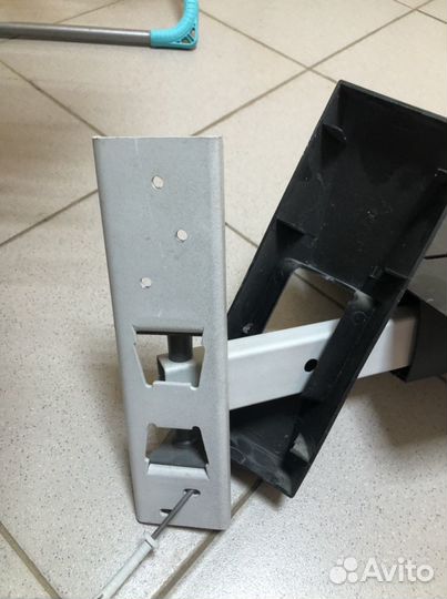 Кронштейн под телевизор