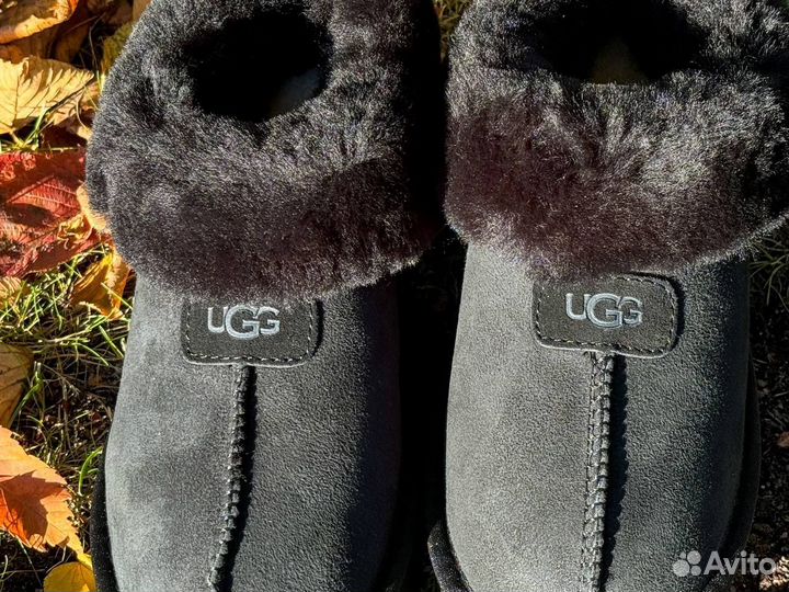 UGG Mini Platform Black