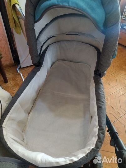 Продаю коляску в отличном состоянии
