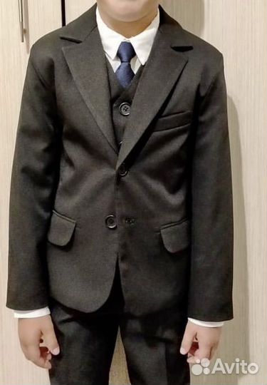 Пиджак и жилет на первоклассника